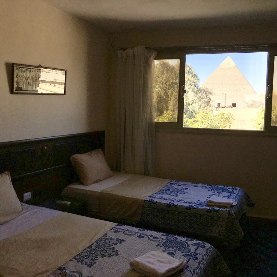 3 Pyramids View Inn Giza Exterior photo