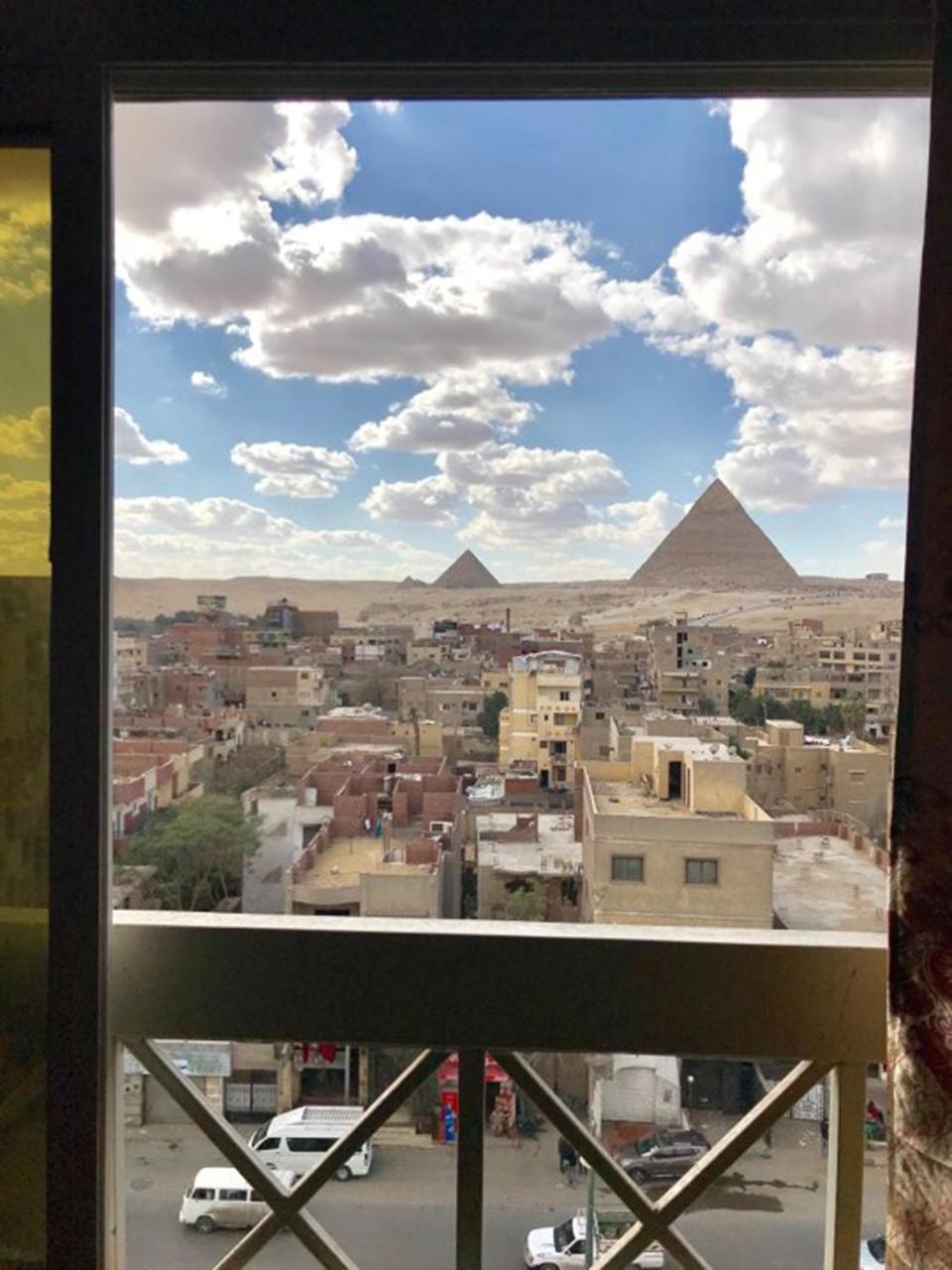 3 Pyramids View Inn Giza Exterior photo